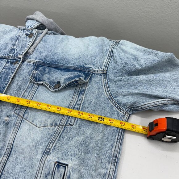 Free People Flawless Hooded Denim Oversized Button Jean Jacket Womens size Large - Picture 9 of 10